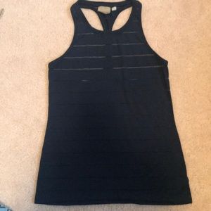 Athleta chi double stripe tank in navy.